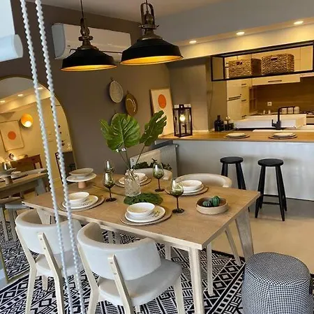 2+1 Luxury Flat ,near Old Town Apartment *